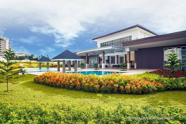 Smdc Tagaytay Taal Lake Condo Cook Netflix No Balcony No Free Parking Tagaytay City Екстериор снимка