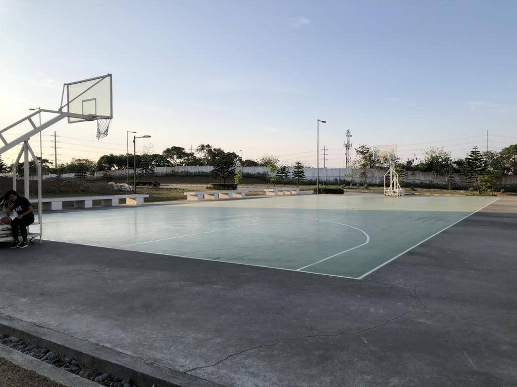 Smdc Tagaytay Taal Lake Condo Cook Netflix No Balcony No Free Parking Tagaytay City Екстериор снимка
